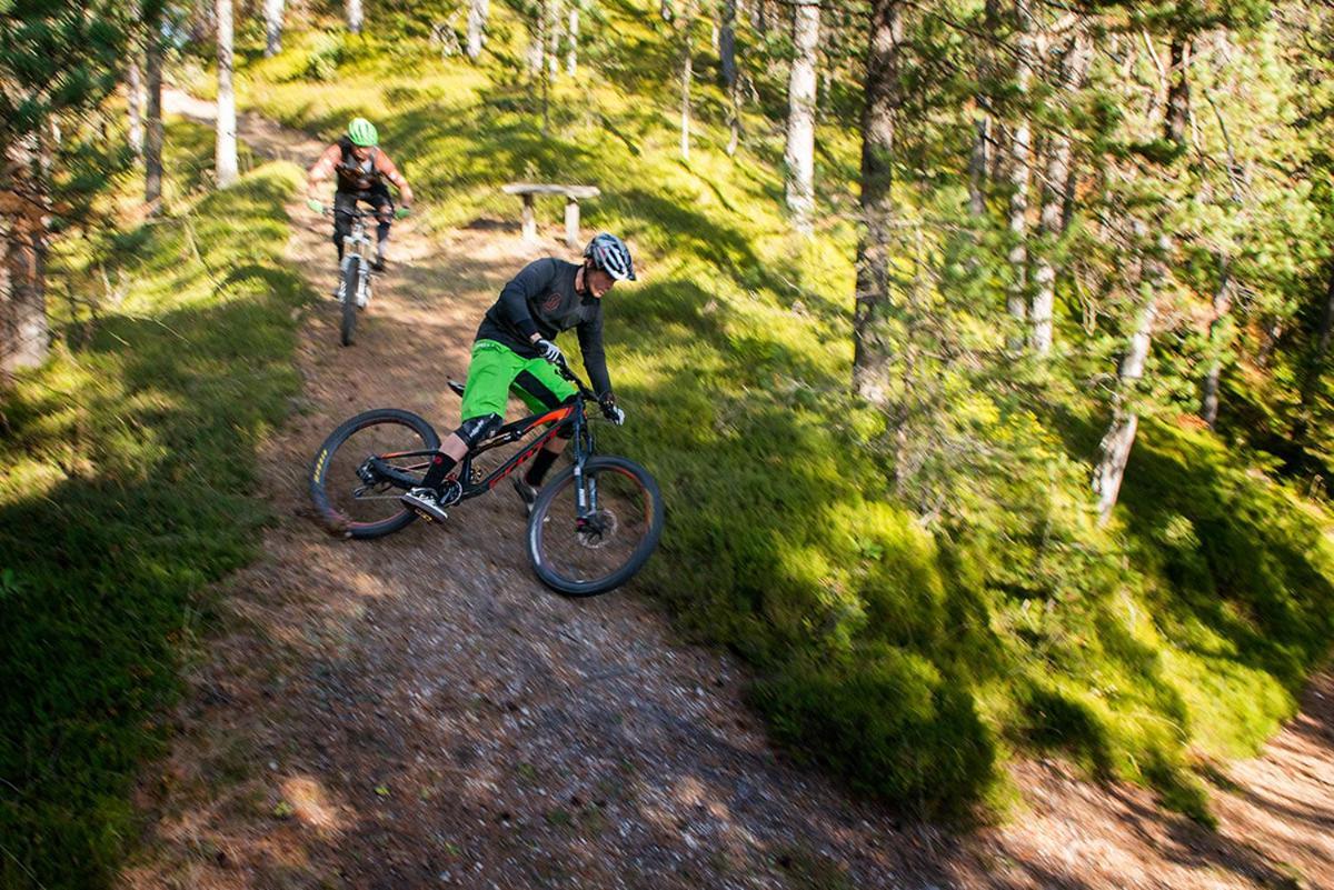 Bikeski Family Hotel, B&B, Apartaments, Rooms Mezica Luaran gambar