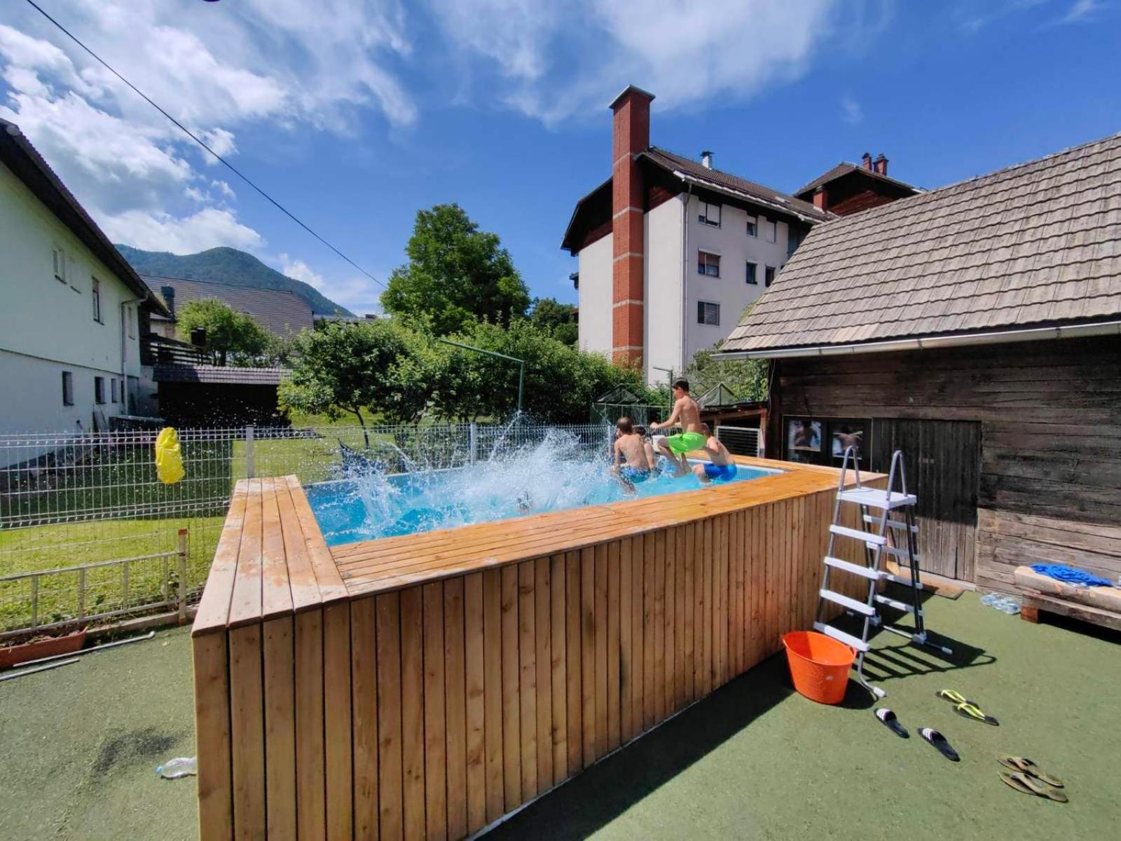 Bikeski Family Hotel, B&B, Apartaments, Rooms Mezica Luaran gambar